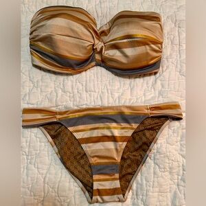 Victoria secret swimsuit. 34DD top and medium bottoms.
